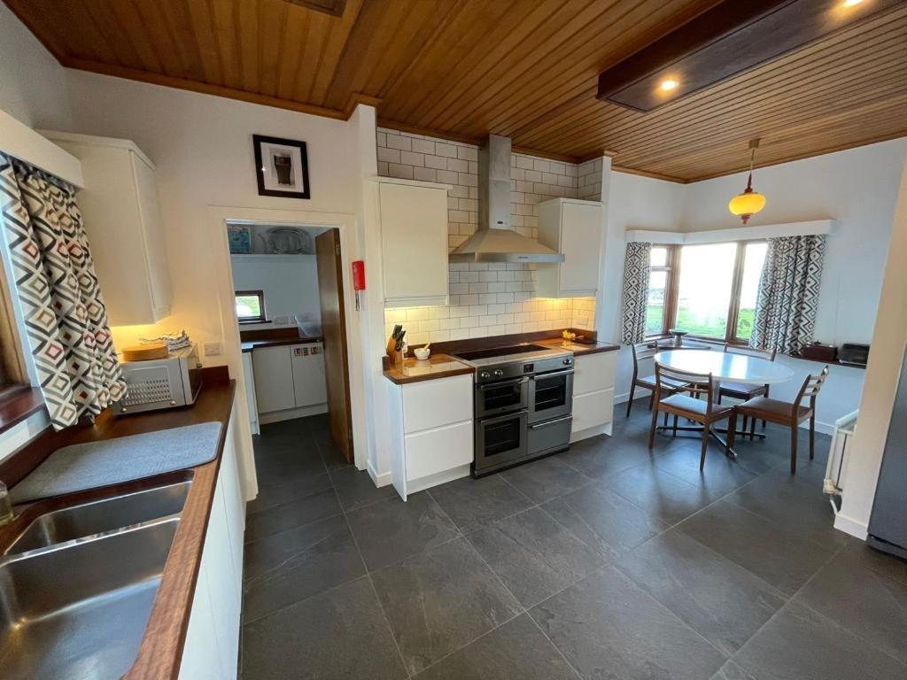 Villa Castlepoint Strangford Exterior foto